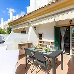 Vakantiehuis Cozy Townhouse Rafaella2 Near Sao Rafael *