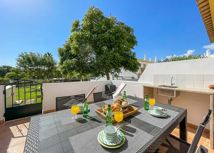 別荘 Cozy Townhouse Rafaella2 Near Sao Rafael アルブフェイラ